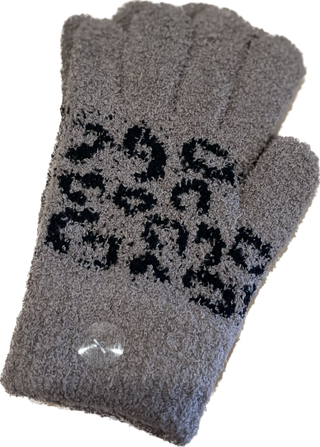 Cozy Leopard Gloves